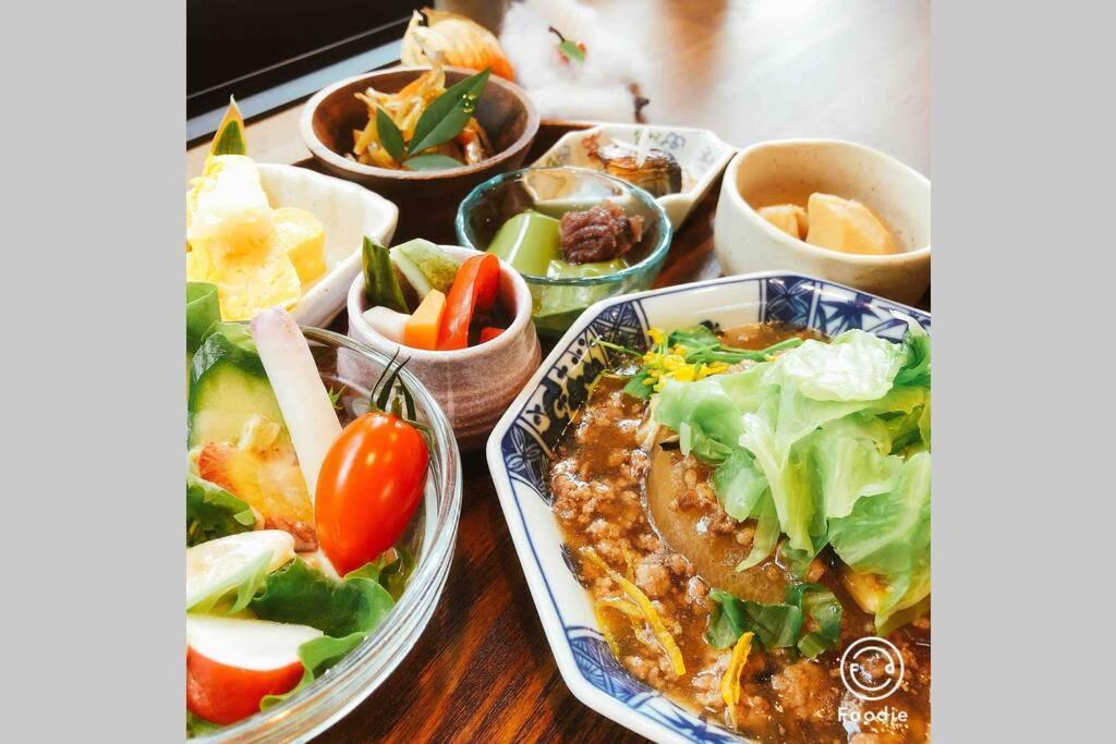 Kannami ゲストハウス+カフェわ　１日１組限定！ 築１００年の農家の古民家で宿泊体験、薪でお風呂沸かせます。焚き火もできます。 מראה חיצוני תמונה