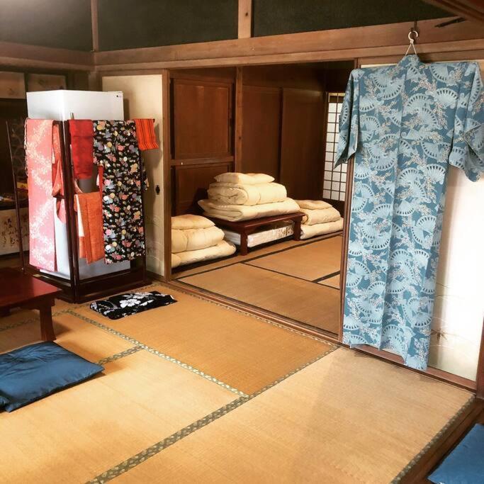 Kannami ゲストハウス+カフェわ　１日１組限定！ 築１００年の農家の古民家で宿泊体験、薪でお風呂沸かせます。焚き火もできます。 מראה חיצוני תמונה